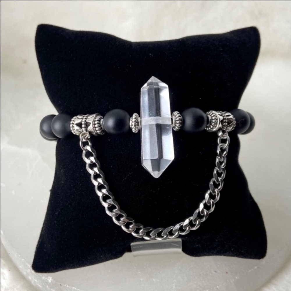Double point crystal quartz onyx dangly curb chain